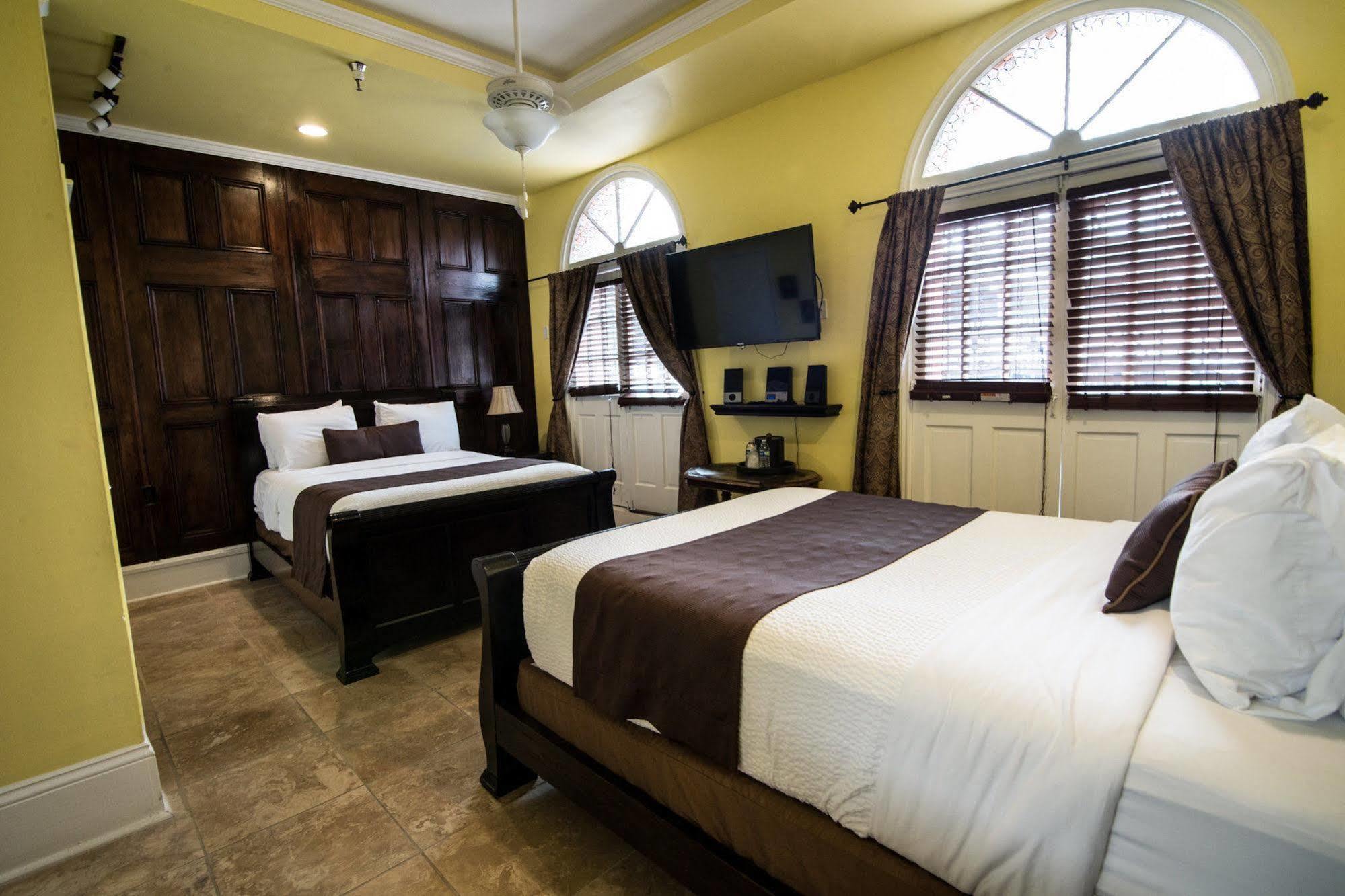 Frenchmen Hotel Ню Орлиънс Екстериор снимка