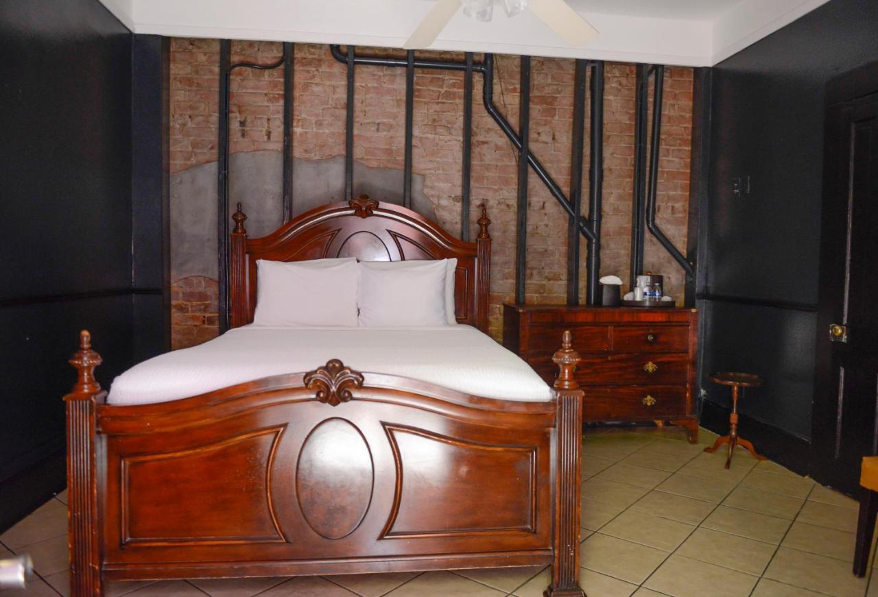 Frenchmen Hotel Ню Орлиънс Екстериор снимка