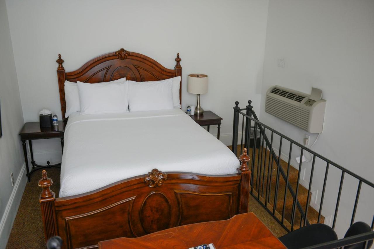 Frenchmen Hotel Ню Орлиънс Екстериор снимка